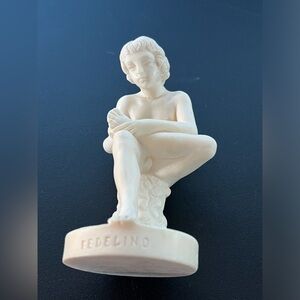 Vintage Fedelino Statue-Artist G Ruggeri-Boy Picking Thorn-Pre-owned, EUC.